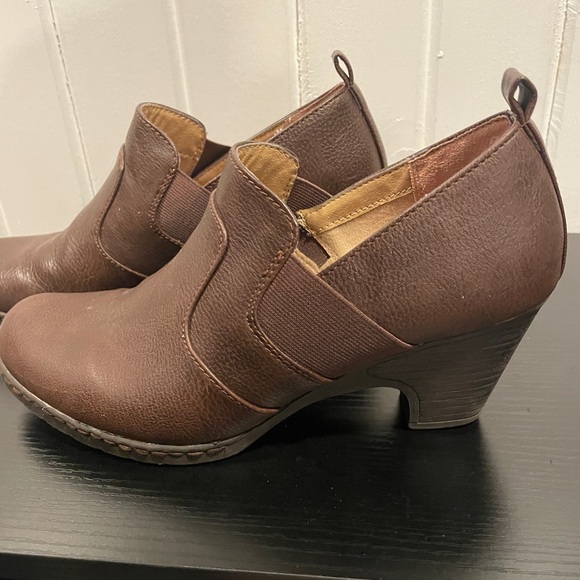 Croft & Barrow Maid Women’s Ortholite brown Shoes size 8.5 - Picture 6 of 10